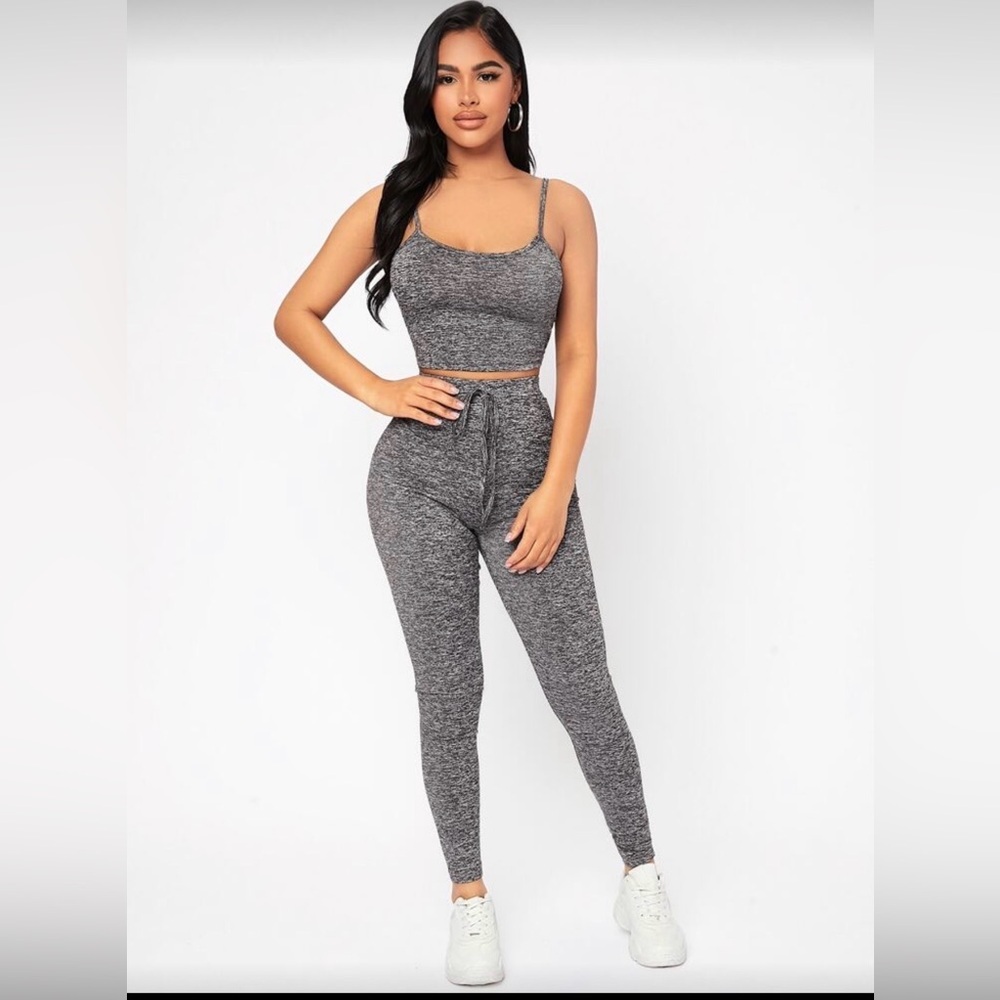 New Athleticwear Gym Casual Gray Matching Set with Pants size S